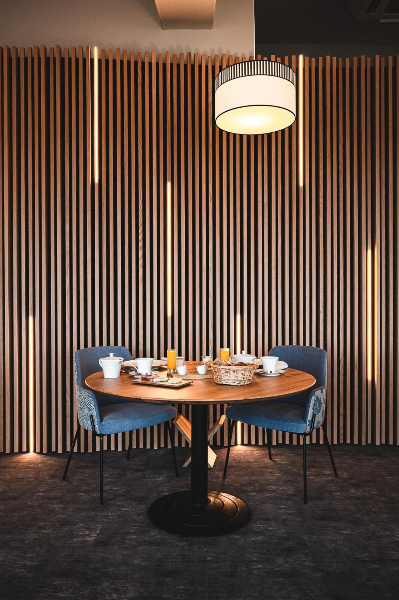 Logis Hotellerie Les Brisants , Restaurant J M Perochon Brétignolles-sur-Mer Exteriör bild