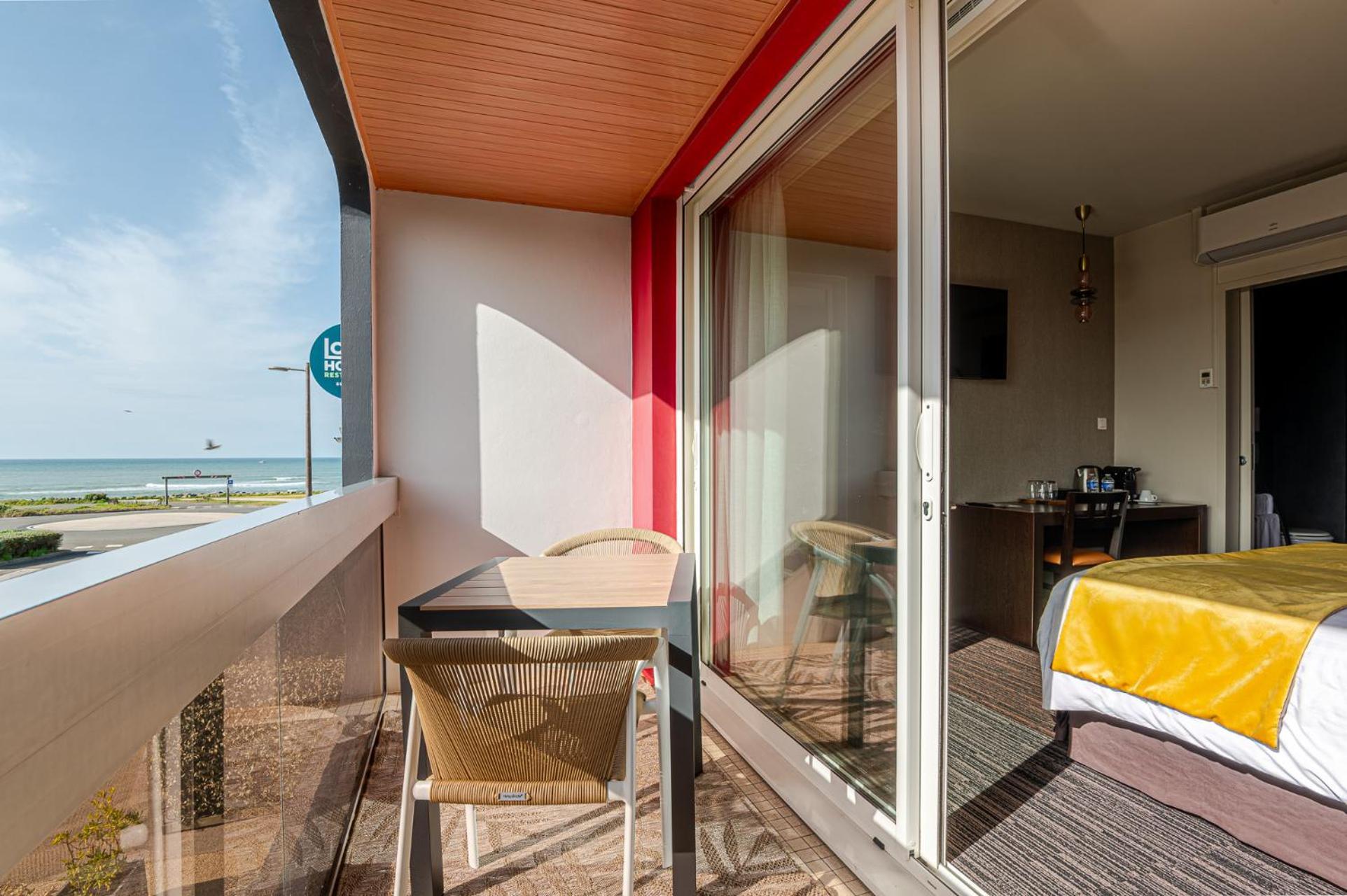 Logis Hotellerie Les Brisants , Restaurant J M Perochon Brétignolles-sur-Mer Exteriör bild
