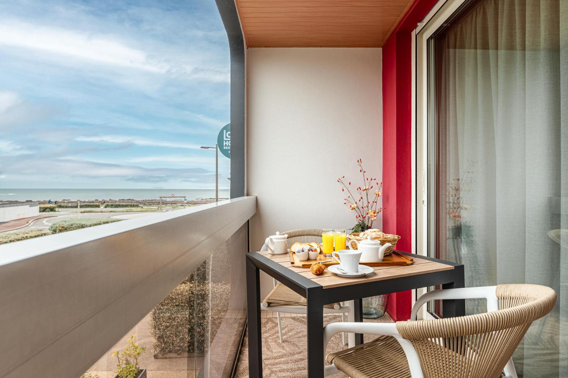 Logis Hotellerie Les Brisants , Restaurant J M Perochon Brétignolles-sur-Mer Exteriör bild